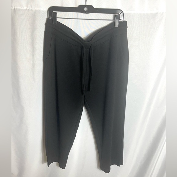 32 Degrees Cool Black Cropped Jogger Pants Size L Stretch Lounge Casual - Picture 1 of 7